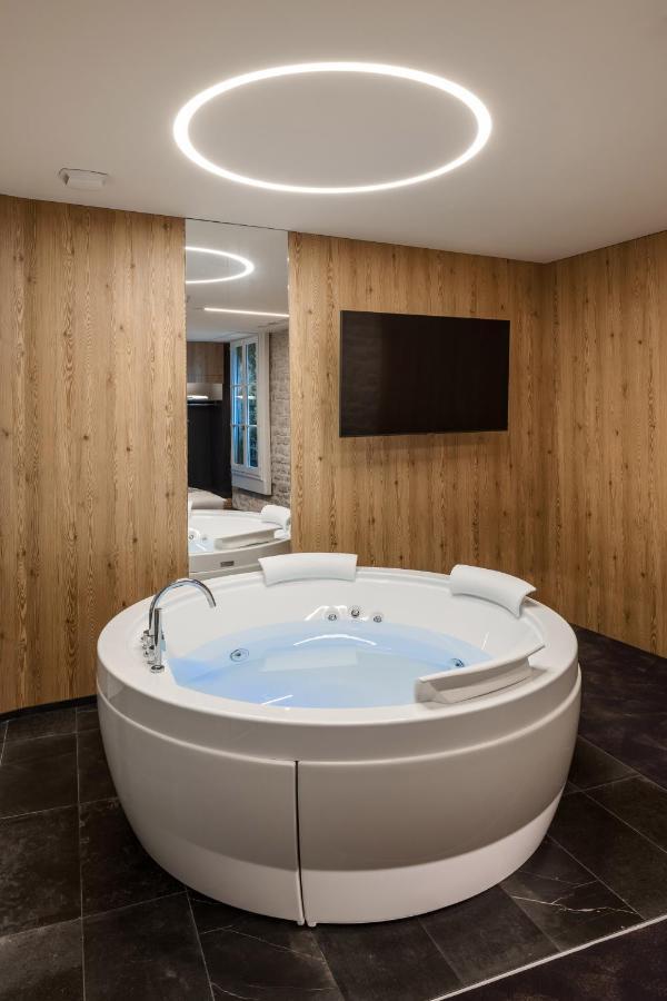 Logis Hotel Parenthese, Restaurant & Spa Chille 외부 사진