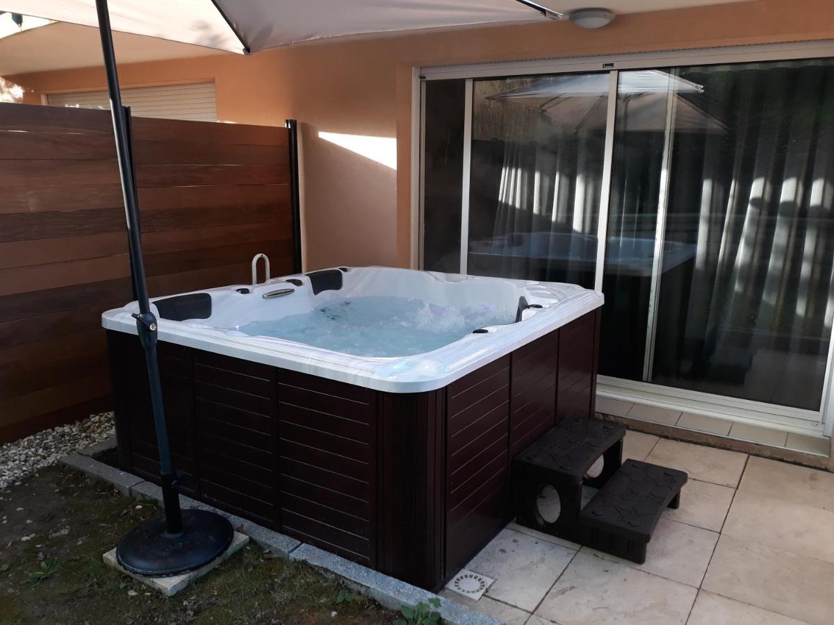 Logis Hotel Parenthese, Restaurant & Spa Chille 외부 사진