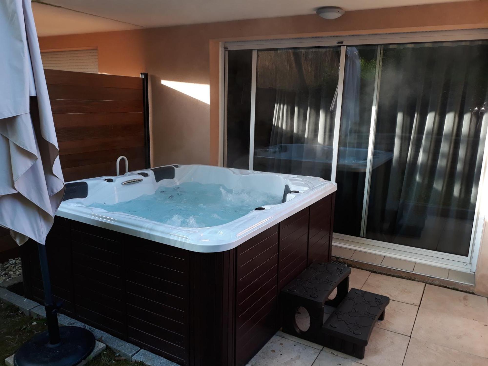 Logis Hotel Parenthese, Restaurant & Spa Chille 외부 사진