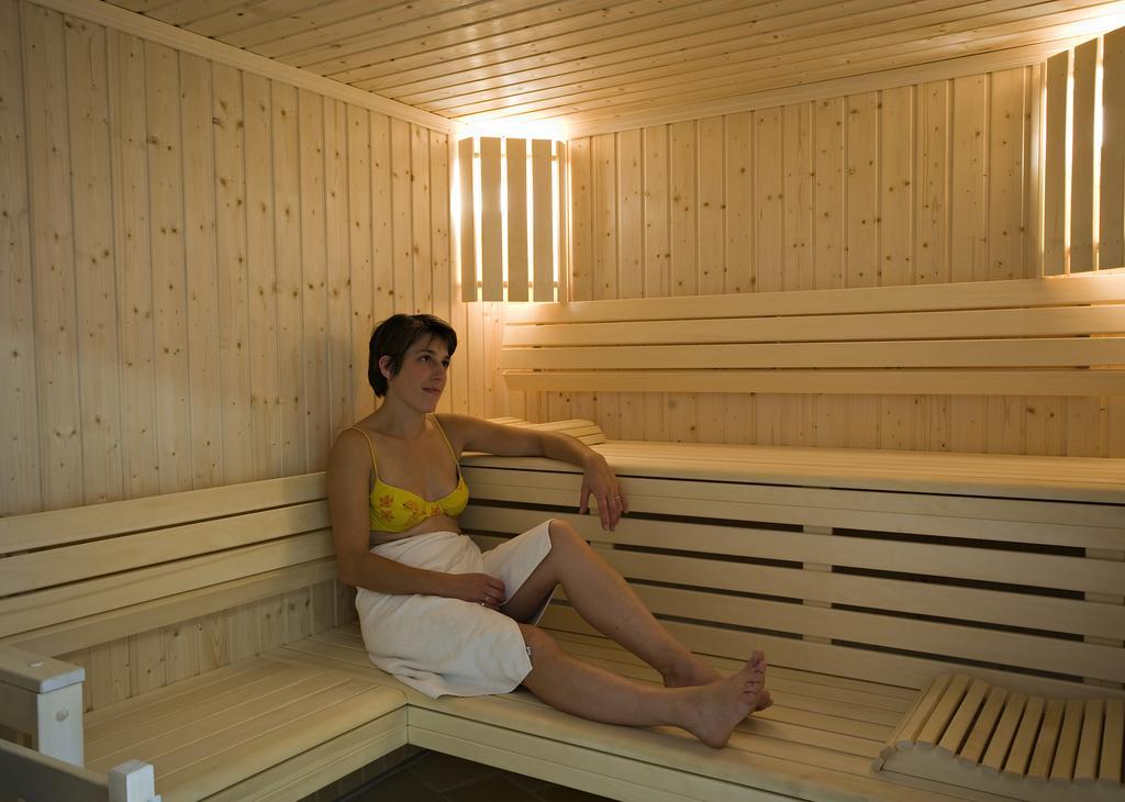 Logis Hotel Parenthese, Restaurant & Spa Chille 외부 사진