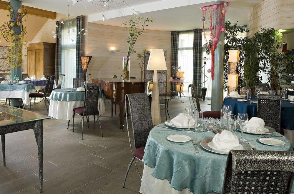 Logis Hotel Parenthese, Restaurant & Spa Chille 외부 사진