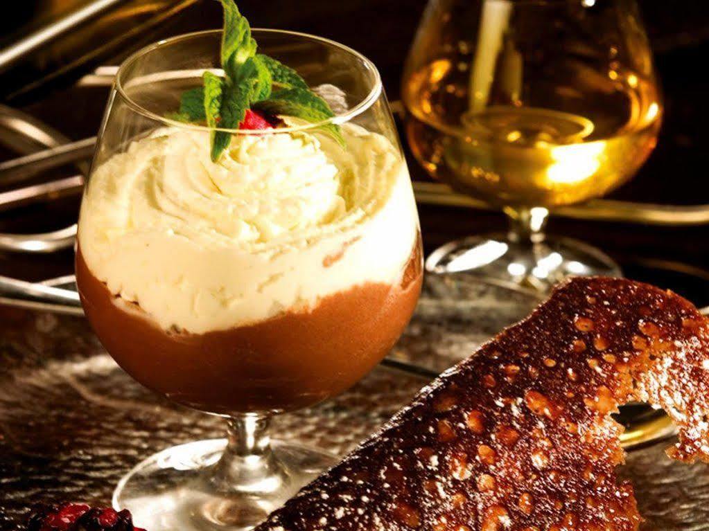 Logis Hotel Parenthese, Restaurant & Spa Chille 외부 사진